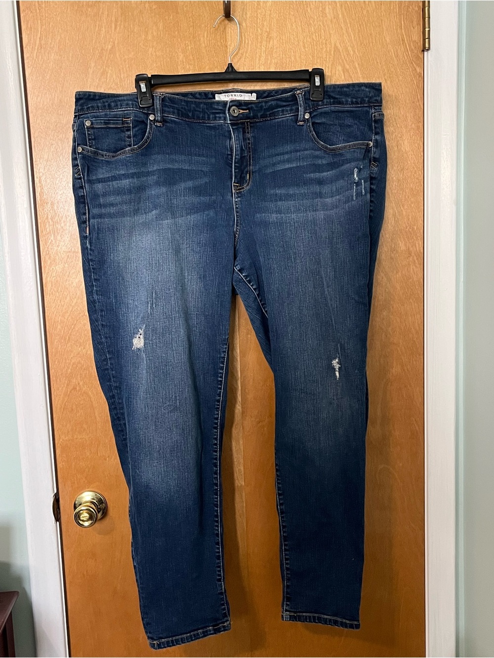 Torrid Size 24R Dark-Wash Distressed Blue Denim Women’s Plus-Size Jeans